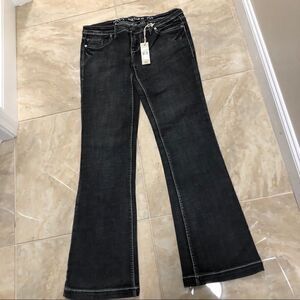 NWT 702 Vegas Jeans Size 29 Black.